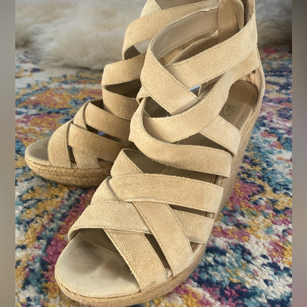 DV by Dolce Vita Tan Wedge Sandals